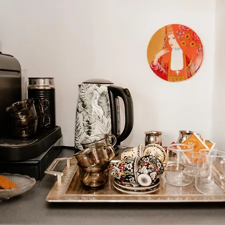 De Bunker Katwijk Bed & Breakfast *