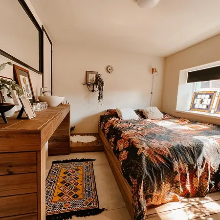 De Bunker Katwijk Bed & Breakfast