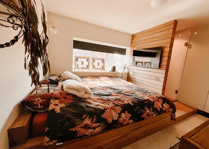 Bed and breakfast De Bunker Katwijk 3*